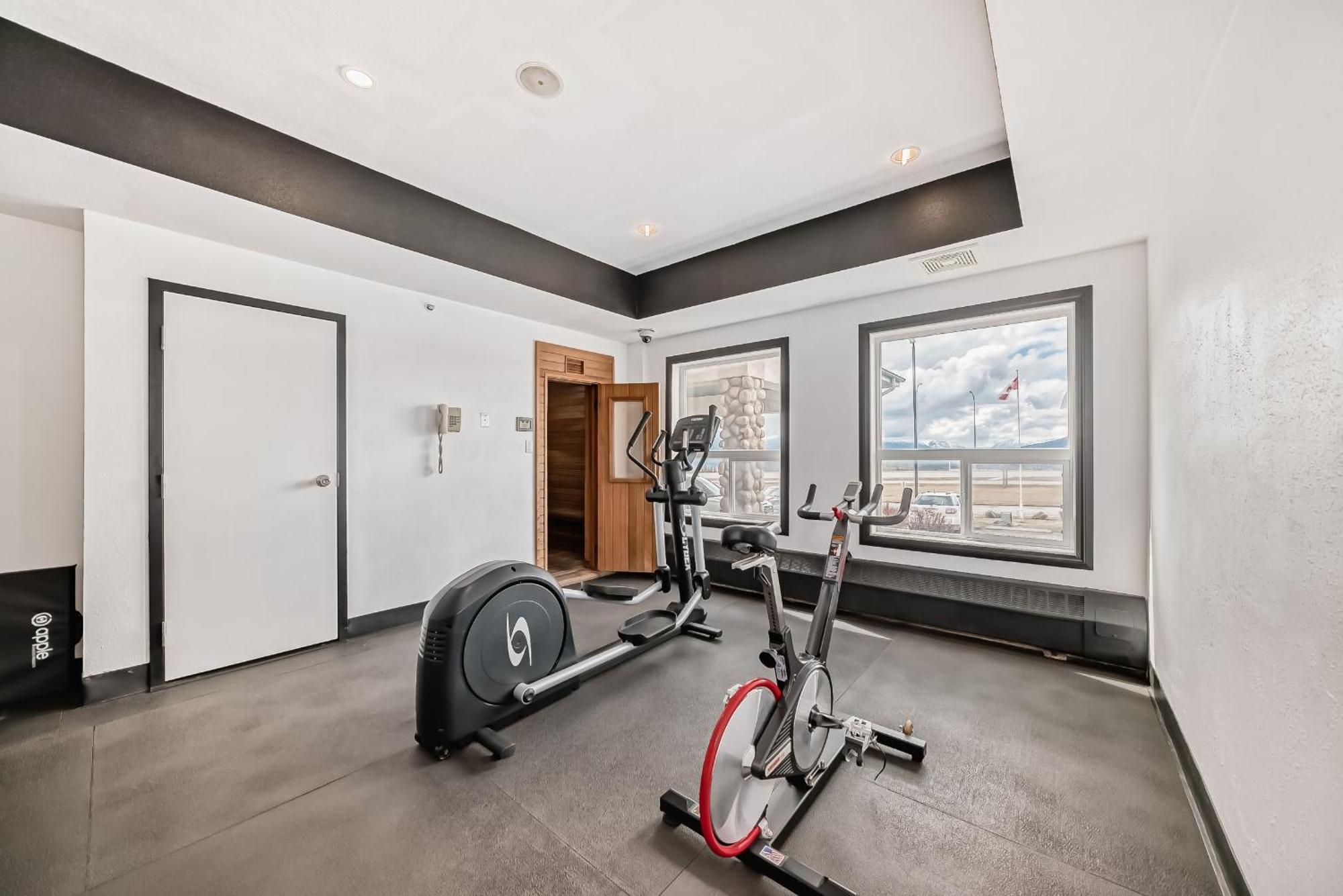 Grande Cache Inn&Suites Buitenkant foto