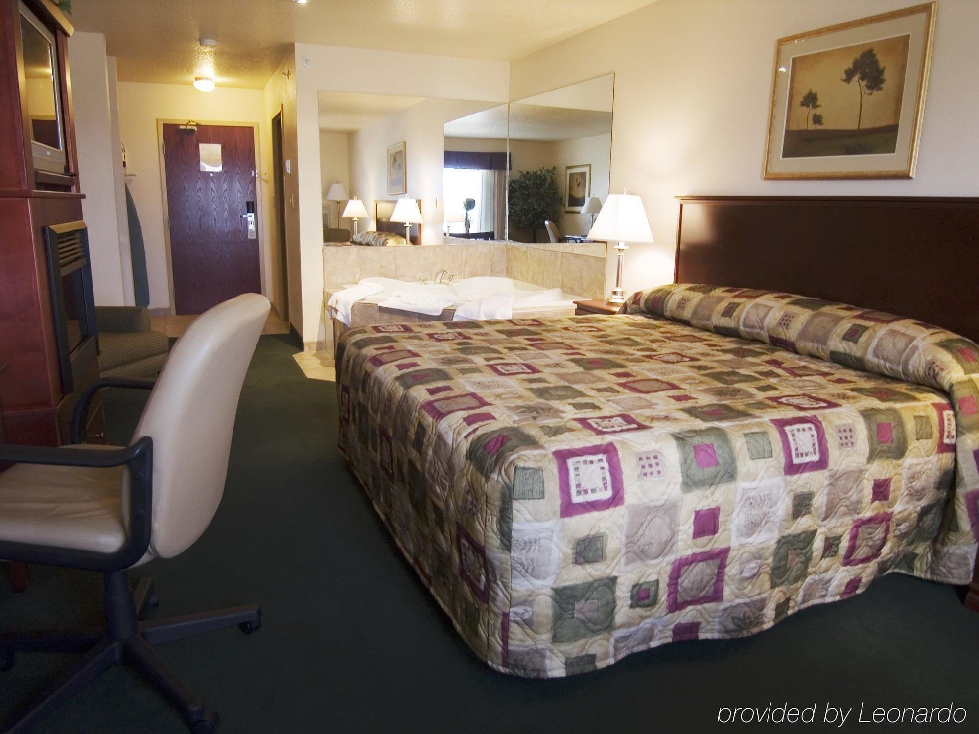 Grande Cache Inn&Suites Kamer foto